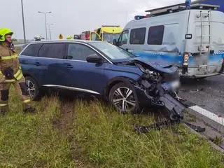 Zderzenie samochodów na A1