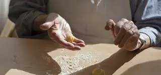 Większość seniorów usłyszało te dziwne pytania. Wiesz, czym jest dziadurzenie?