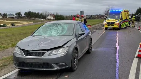 Nastolatki potrącone na przejściu dla pieszych