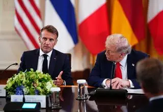"Fantastyczna rozmowa" Macrona z Trumpem. Między innymi o Polsce