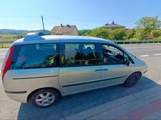 Pijany mężczyzna wiózł samochodem dwoje dzieci