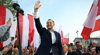 Obajtek porównał Nawrockiego do papieża Franciszka. Internauci wskazali na różnice