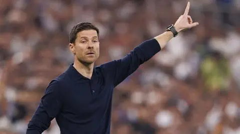 Xabi Alonso wraca do Premier League. Będzie trenerem giganta