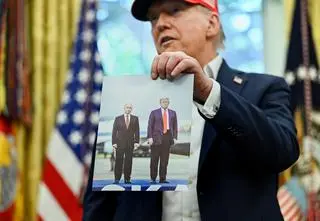 Co dziś uważa Trump? Sprawdź, kiedy dzwonił Putin