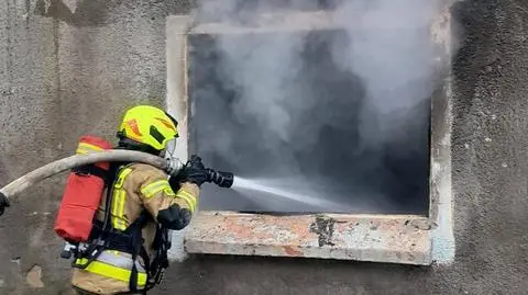 Strażacy odkryli zwłoki w pustostanie