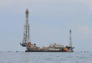 Trump obiecuje boom naftowy w Wenezueli. Ekspert: obawiam się, że historia się powtórzy