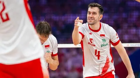 Komenda przyjął potężny cios od Kurka. To musiało boleć