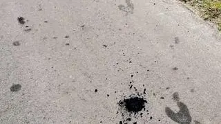 Po drodze gubili brykiet