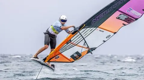 Przez Bałtyk na desce windsurfingowej. Polak z rekordem Guinnessa