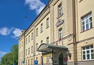 Przed 2 maja zdjęto ukraińską flagę i powieszono drugą polską 