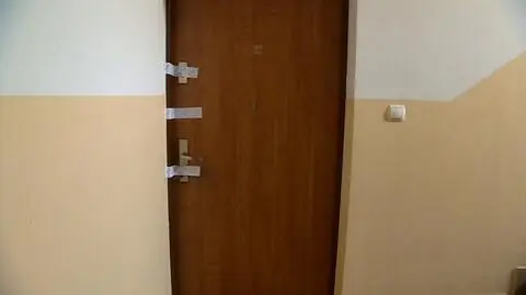 Matka zabiła swoje dwie córki. Zaplombowane drzwi do mieszkania