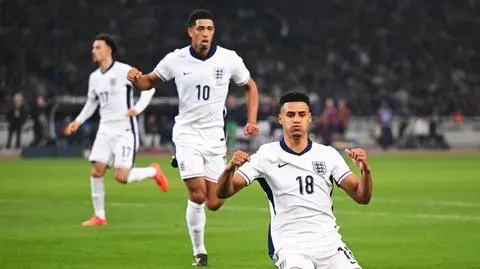 Anglia uratowała honor. Ateny zdobyte