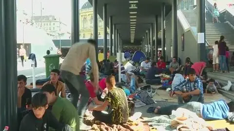 Węgry. Migranci celowo pozbawiani żywności