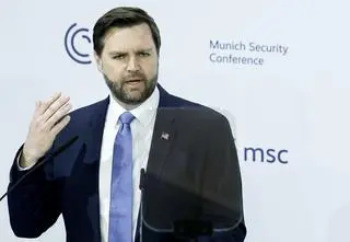 Vance spotkał się z liderką AfD, zachęca do współpracy. Rzecznik niemieckiego rządu odpowiada