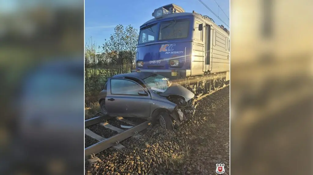 Pociąg uderzył w samochód