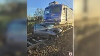Pociąg uderzył w samochód