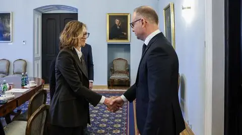 001_Andrzej_Duda_spotkanie_Magdaelna_Biejat_14-04-2025_MB1_0797