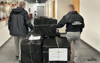 Brytyjczycy próbowali przemycić do Polski ponad 200 kilogramów narkotyków