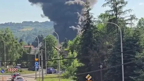 Pożar hali w Mszanie Dolnej