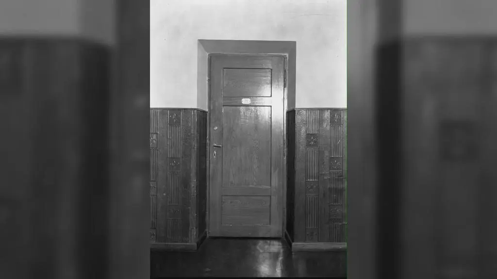 Klatka kluczowa-4696