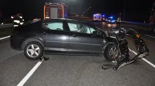 27-latek uderzył w tył ciężarówki