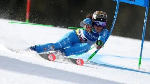 Brignone w połowie drogi po złoto. Pokaźne straty Polek