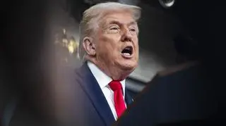 Donald Trump w czasie konferencji w Białym Domu