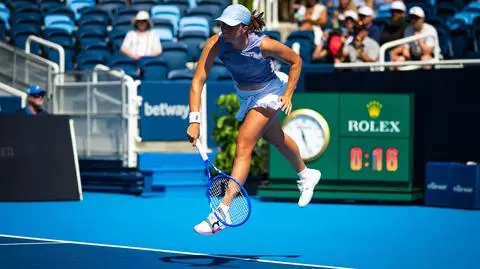 Świątek pokonała Cirsteę w 4. rundzie