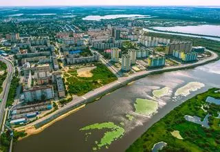 Ukraińskie drony nad rosyjską rafinerią. Dwa tysiące kilometrów od linii frontu