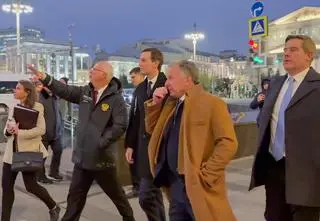 Spacer amerykańskiej delegacji po Moskwie. "To wspaniałe miasto"