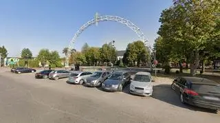 Charakterystycznym punktem Suchowoli jest łuk papieski stojący w sąsiedztwie pomnika ks. Jerzego Popiełuszki 