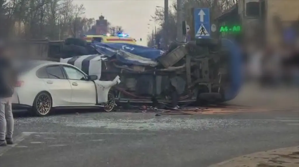 Klatka kluczowa-338071