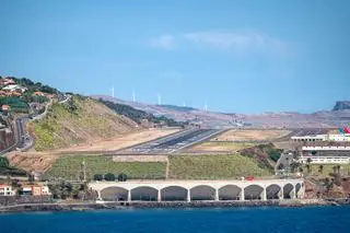 Port lotniczy w Funchal na Maderze
