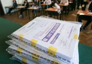 Zdjęcia arkusza maturalnego z polskiego w sieci. Dyrektor CKE: badamy sprawę