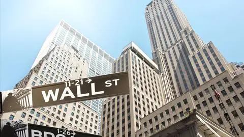 Mocne spadki na Wall Street dzień po decyzji Fed. "To jest naprawdę niesamowite"
