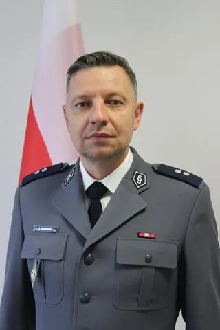 Podkomisarz Tomasz Markowski, szef komisariatu w Dobrzejewicach
