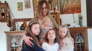 Boże dzieci. Segregacja rządowa