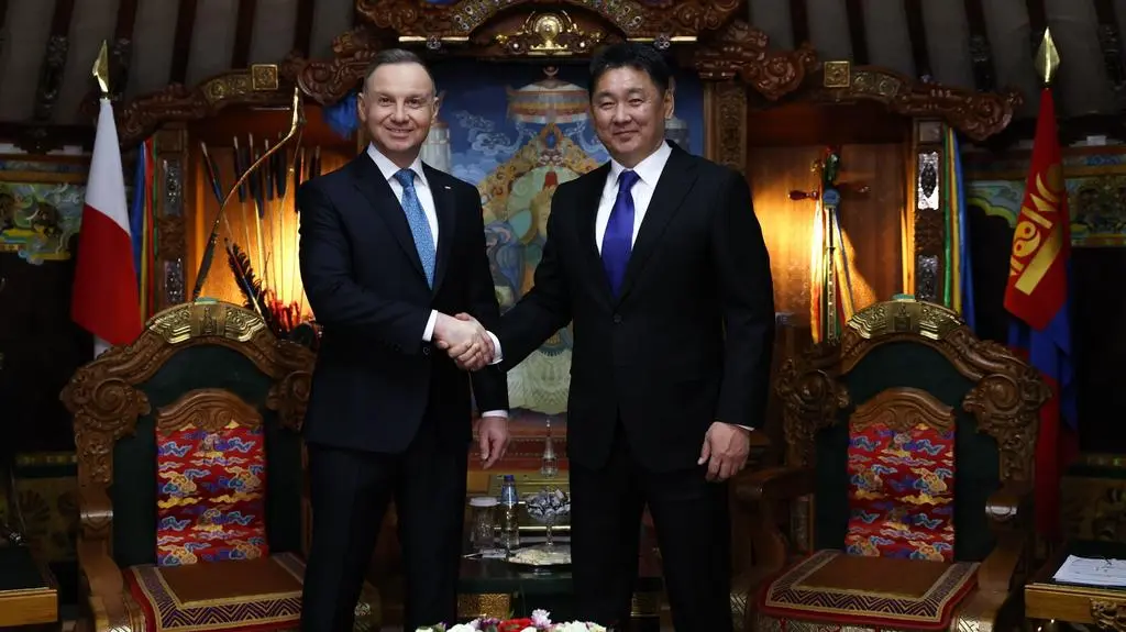 Andrzej Duda i Uchnaagijn Chürelsüch