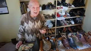 93-letni Józef Kania z Torunia cały czas aktywnie pracuje