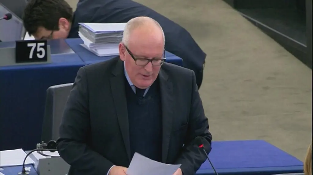 Cała informacja Fransa Timmermansa 