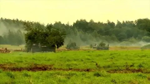 Rosyjskie bojowe wozy piechoty na ćwiczeniach