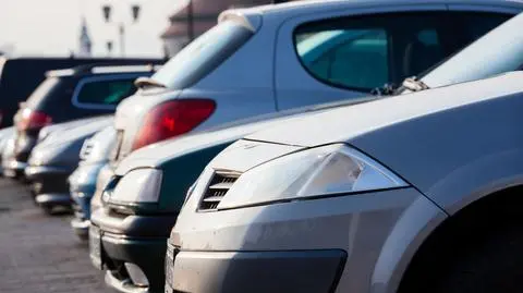 Łatwiej sprzedać niż kupić. "Rynek wyczyszczony z fajnych samochodów w dobrej cenie"