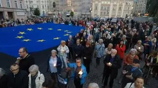 Kolejny dzień protestu przed Sądem Najwyższym. "Walka o praworządność"