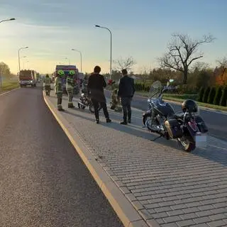Przed nadjeżdżający motocykl wybiegła sarna