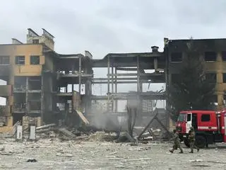 Zniszczenia po ostrzale w Ochtyrce