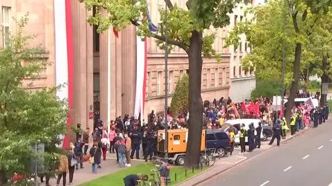 Protest "Żądamy edukacji. Nie indoktrynacji" przed MEN