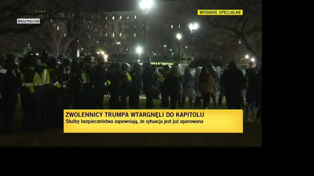 setki demonstrantow