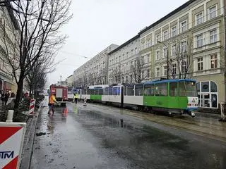 Zderzenie ciężarówki z tramwajem w centrum Szczecina