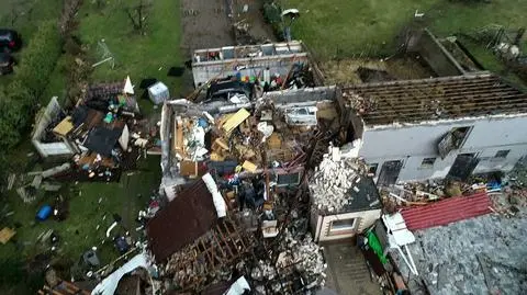 Trąby powietrzne i wichury w Polsce. "Widzieliśmy tu budynek, w którym kompletnie zniknęło piętro"