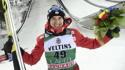 "Daleko, daleko, ależ huknął!". Stoch uwielbia tę skocznię